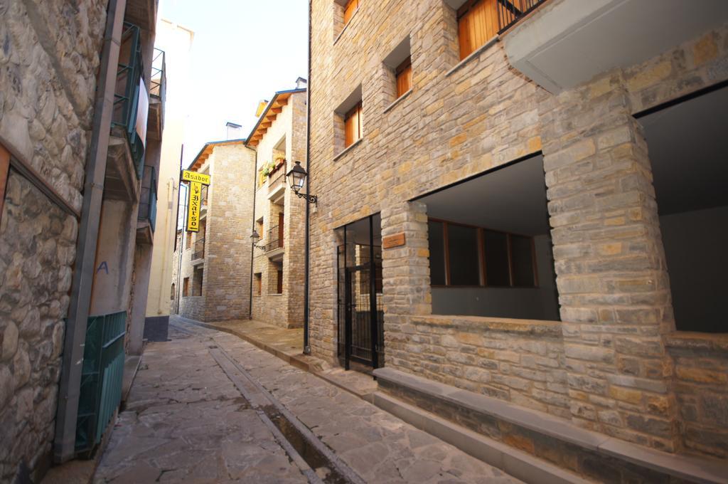 Casa Chispa Cuarenta Y Seis Benasque Extérieur photo